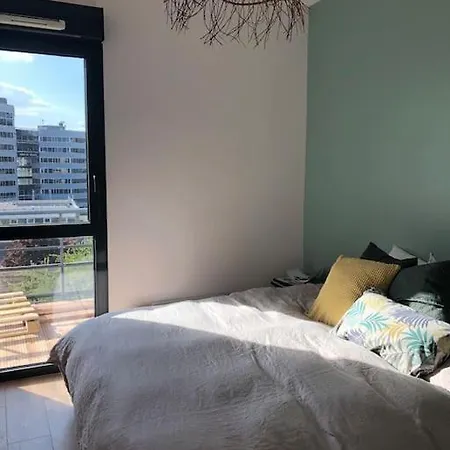 Terrasse + Parking Апартаменти *