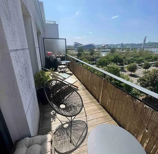 Terrasse + Parking Apartment Rouen