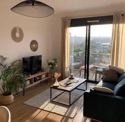 Terrasse + Parking Apartment *